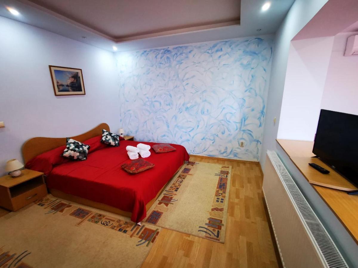 Apartamente Vila Arcadia エフォリエ・ノルド エクステリア 写真